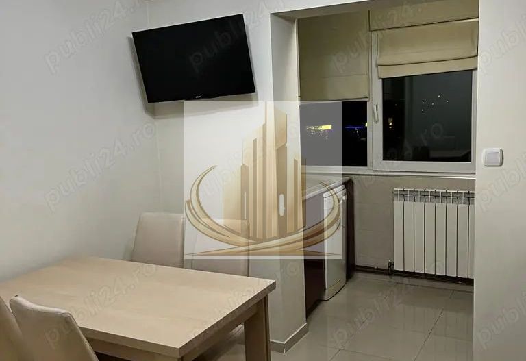 Apartament 3 camere, decomandat, zona Lunei - Poză 4