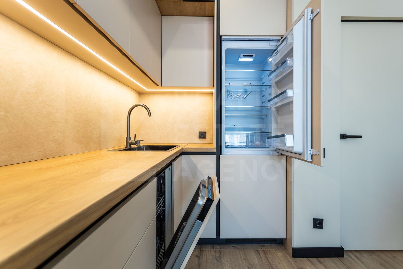 Vânzare, apartament, 2 camere, strada Cornești, Râșcani - Poză 3