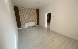 Casa Individuală 7 Camere, 2 Băi,  250 mp Utili - Poză 4