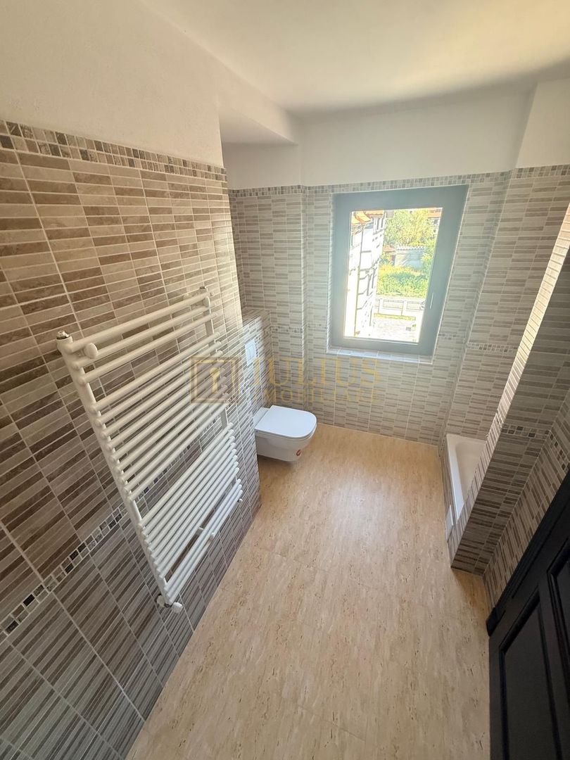 Mosnita Noua-Castel Royal| 2 camere| stil bavarez din lemn si piatra naturala - Poză 10
