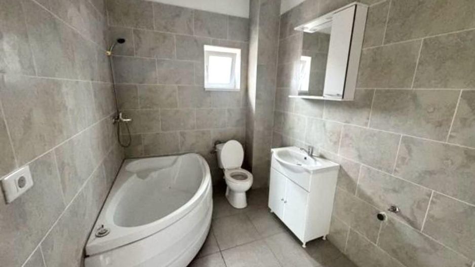 Duplex  - 4 camere  - pozitie excelenta - Utvin - Poză 9