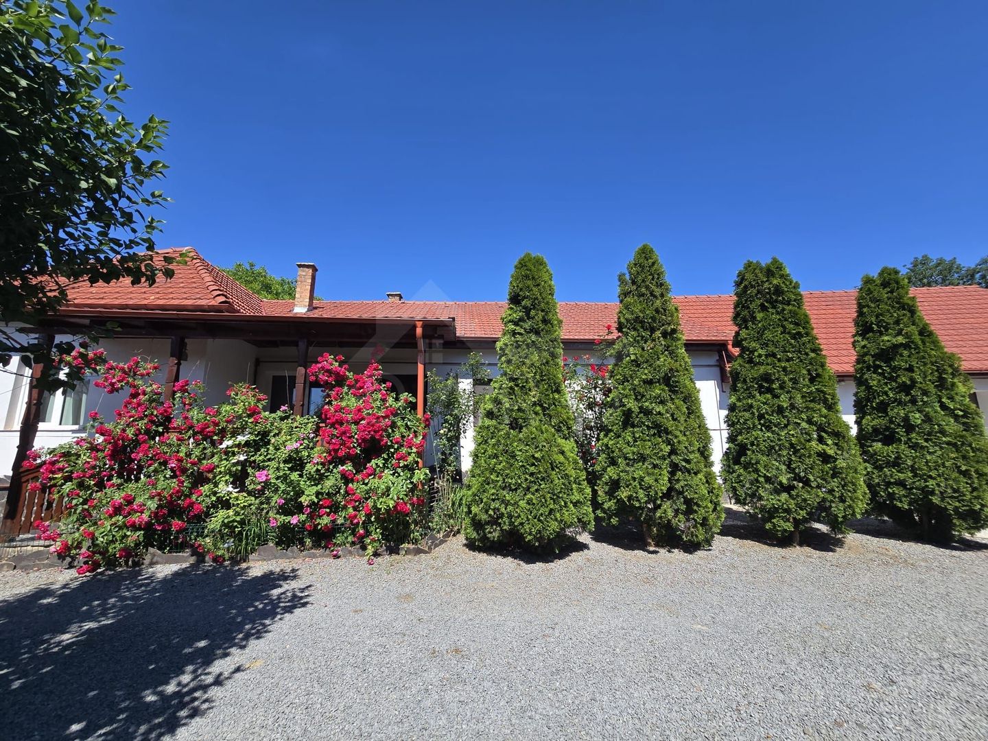 Casa in Livezeni , 140  mp utili , in centrul localitatii . - Poză 20