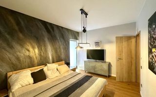 Apartament 3 camere in imobil tip vila, 79 mp, garaj, curte comuna, Gruia - Poză 6