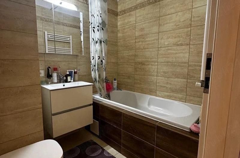 GARSONIERA BERCENI, CENTRALA PROPRIE, BLOC NOU, MOBLATA/UTILATA - Poză 4