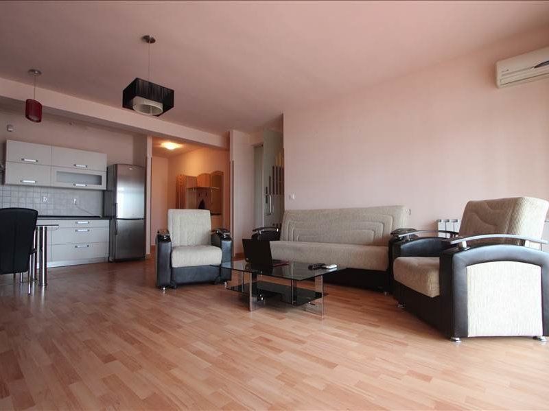 Apartament de vanzare 3 camere modern - Poză 3