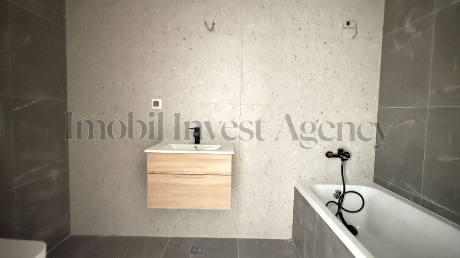 Apartament 4 camere de vanzare Pipera in bloc cu vedere la lac - Poză 19