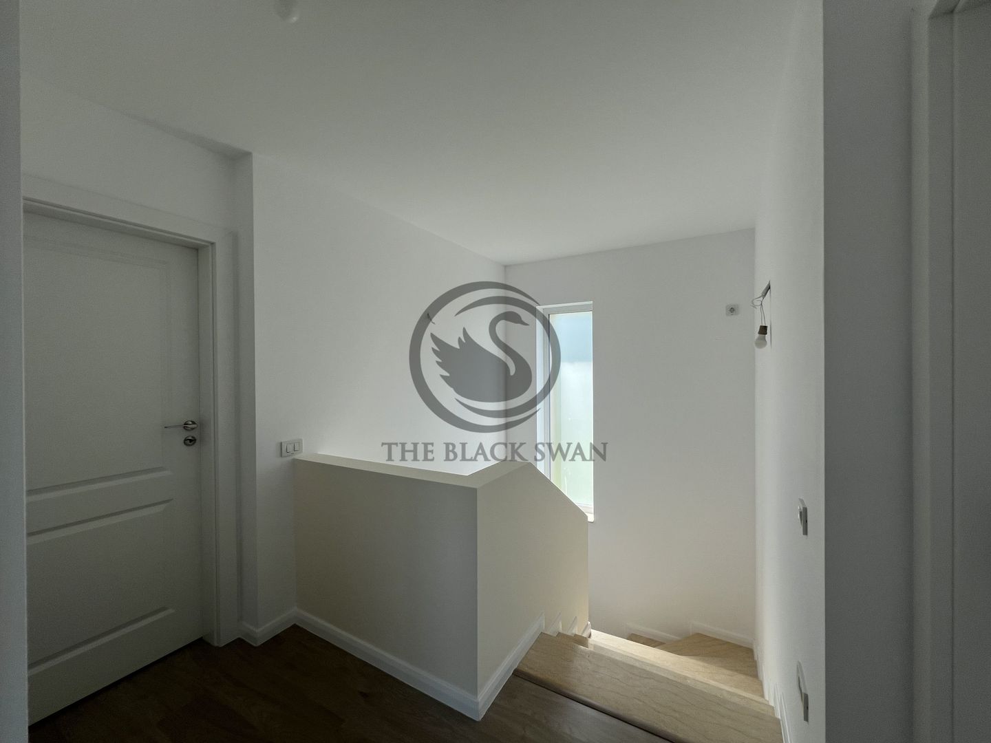 Casa de vanzare cu 4 camere | Premium | Nou | Moreni, Dambovita - Poză 21