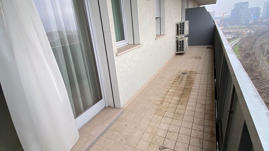 Apartament cu 3 camere   în zona Ultracentral - Poză 3