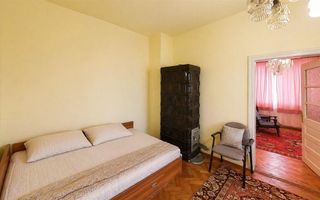 Casa cu spatiu comercial, 1.000mp teren anexe, areal Central, Reghin - Poză 7