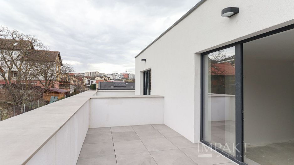 Duplex superb cu 6 camere si 4 bai in Andrei Muresanu! - Poză 2