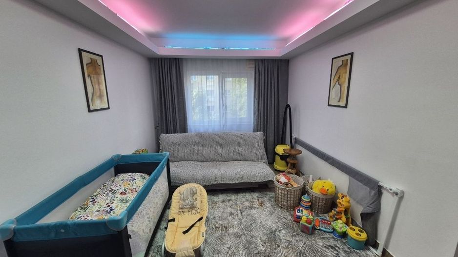 Ap decomandat 4 camere , 2 bai si 2 balcoane-zona Colentina bloc 1986 - Poză 8