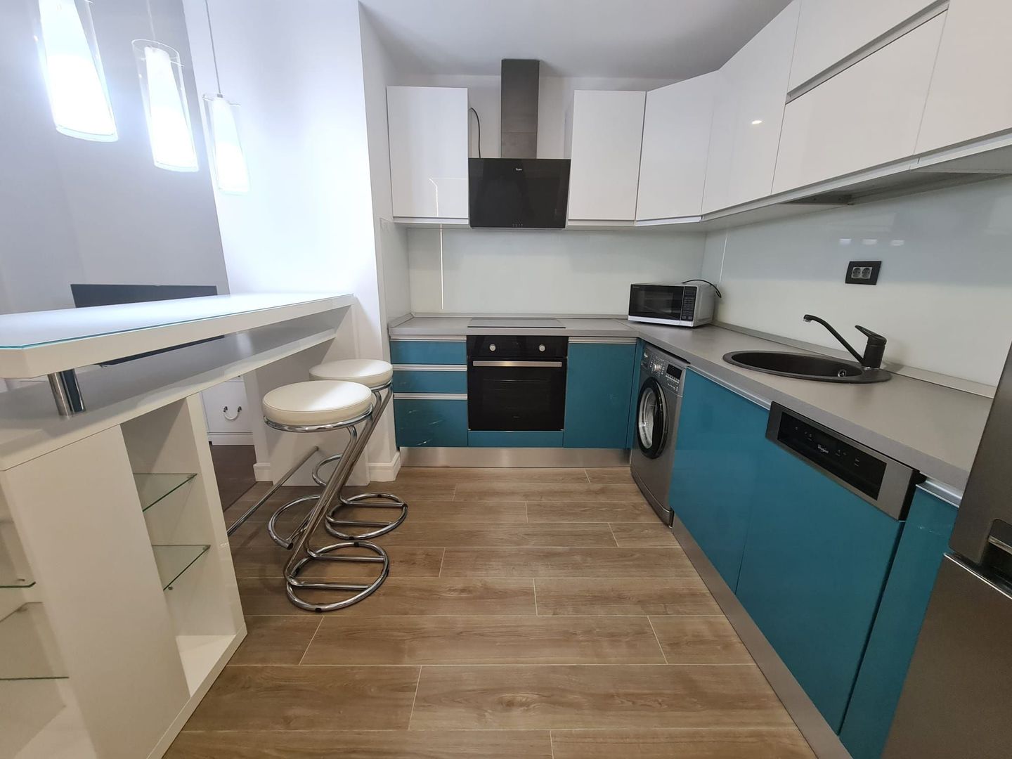 2 camere | Cortina Residence Băneasa – Herăstrău | Parcarare subterana - Poză 3