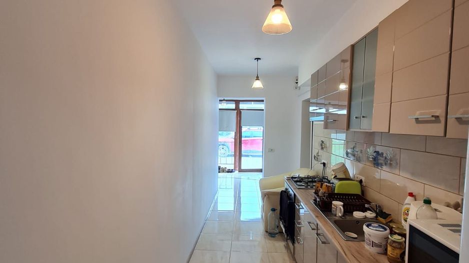 Vila spatioasa cu 7 apartamente/pretabil investiție - Poză 3