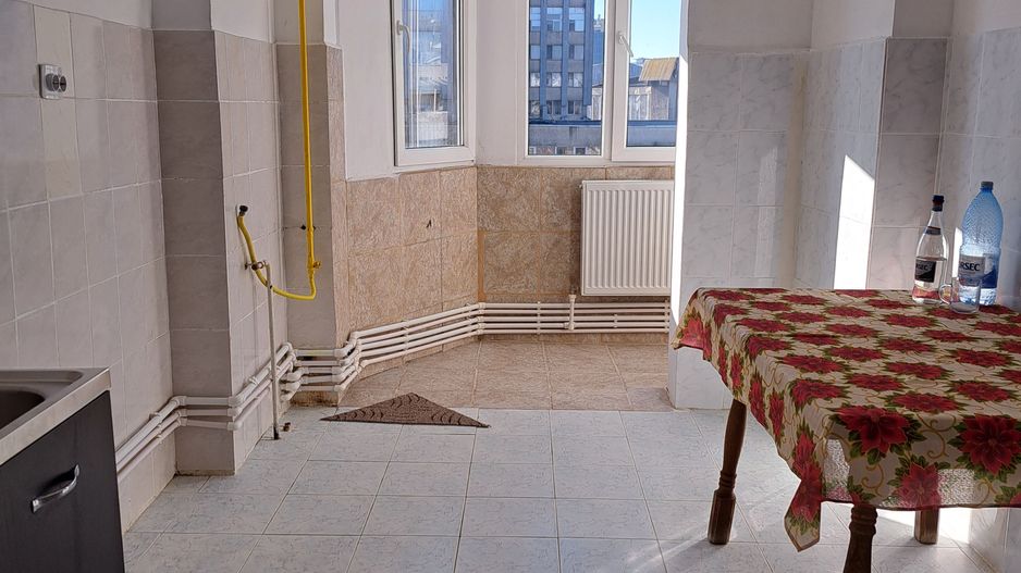 Apartament 4 cam dec Port, et 4/5,St 100mp,3 balcoane - Poză 11