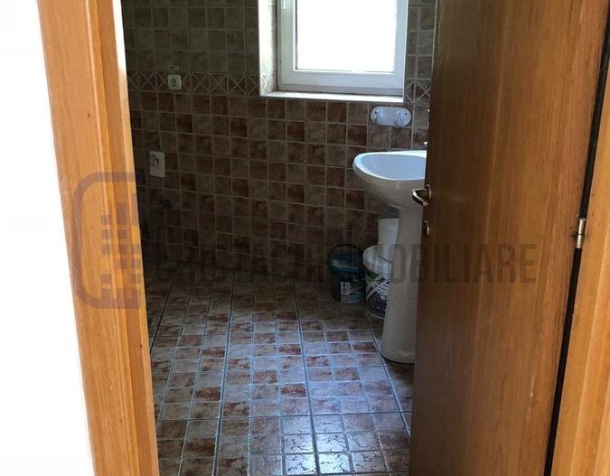 Birou tip duplex_160 mp_contorizare individuala_open space generos + 4 birouri - Poză 8