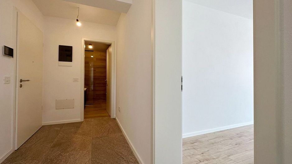 Vindem apartament NOU faza 5 Coresi Avantgarden - Poză 11