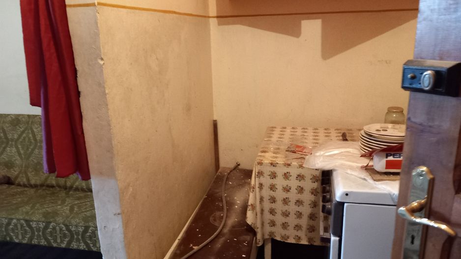 BRASADAS vinde garsoniera la etajul 2 în Micro 15 - Poză 4