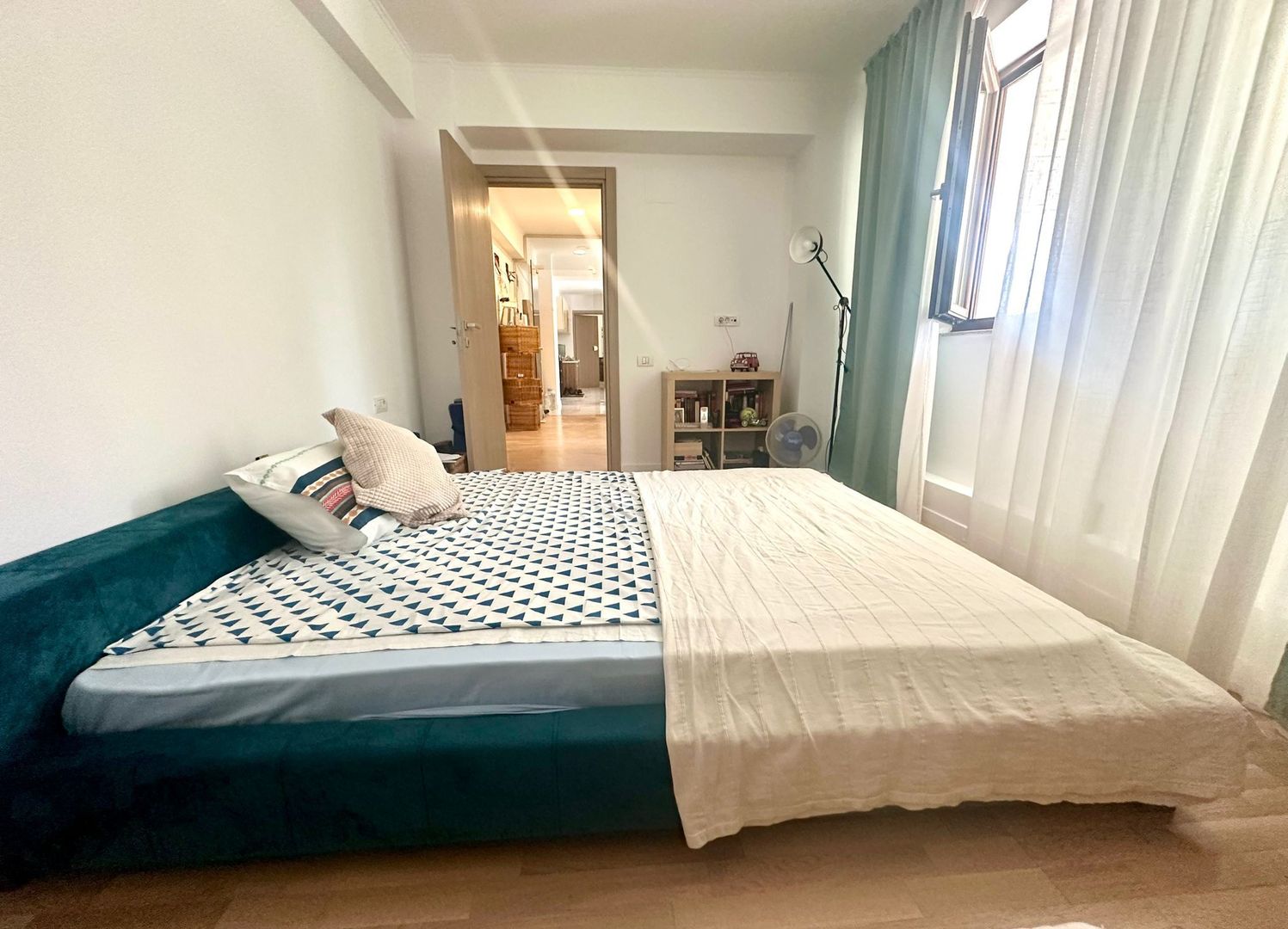 Apartament 2 cam de inchiriat Jandarmeriei vizavi Stejarii - Poză 4