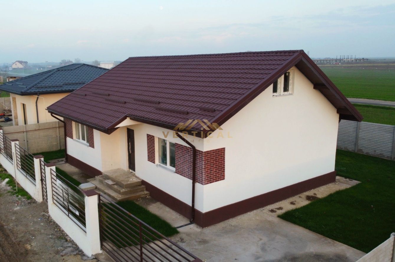 Casa parter cu 3 camere si teren 360 - comuna Berceni - Poză 7