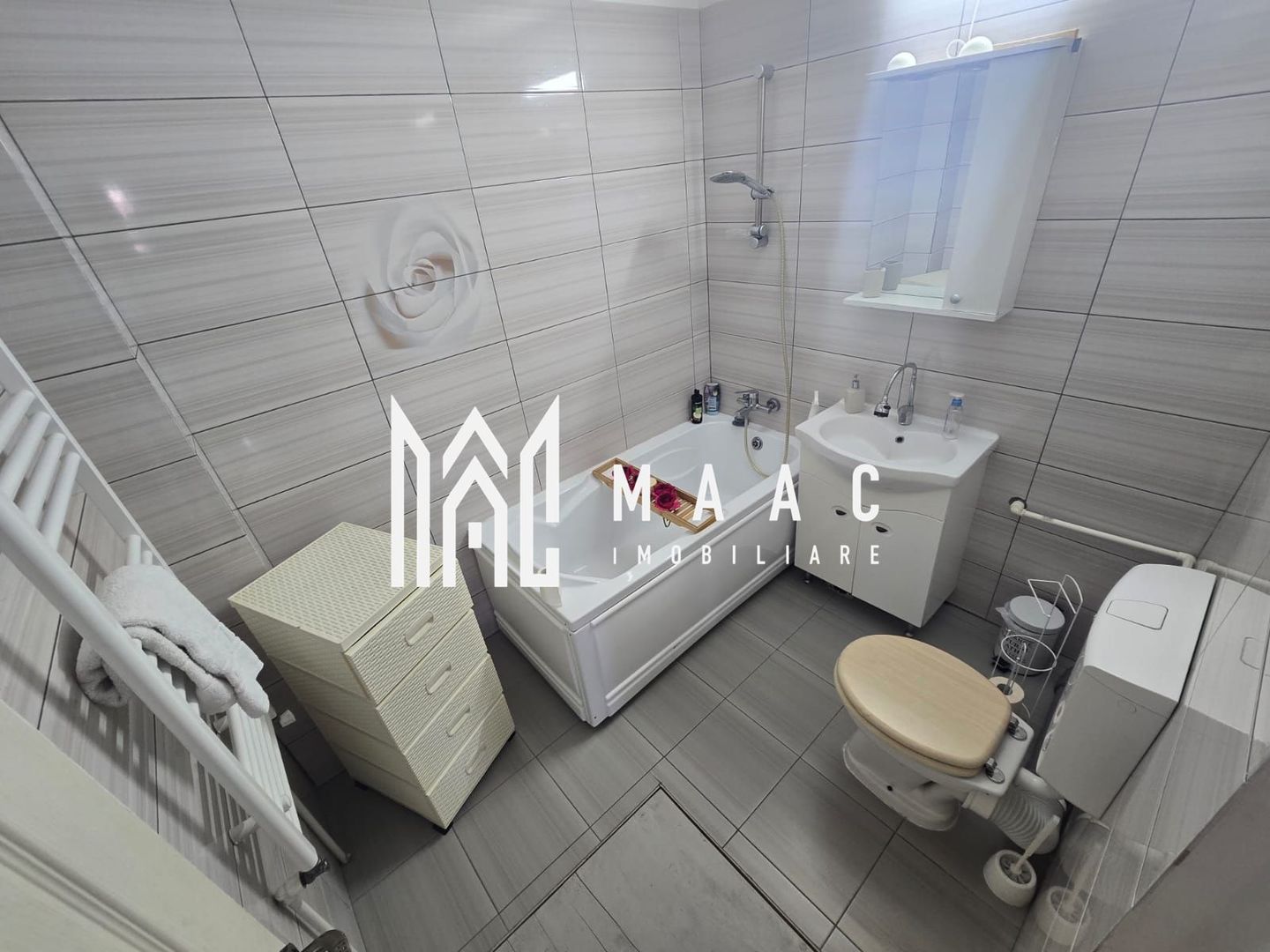 Casa 3 camere de inchiriat garaj curte Zona Tineretului - Poză 7