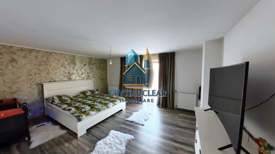 Casă 4 dormitoare și teren de 857 mp - zona Sântana de Mureș - Poză 12