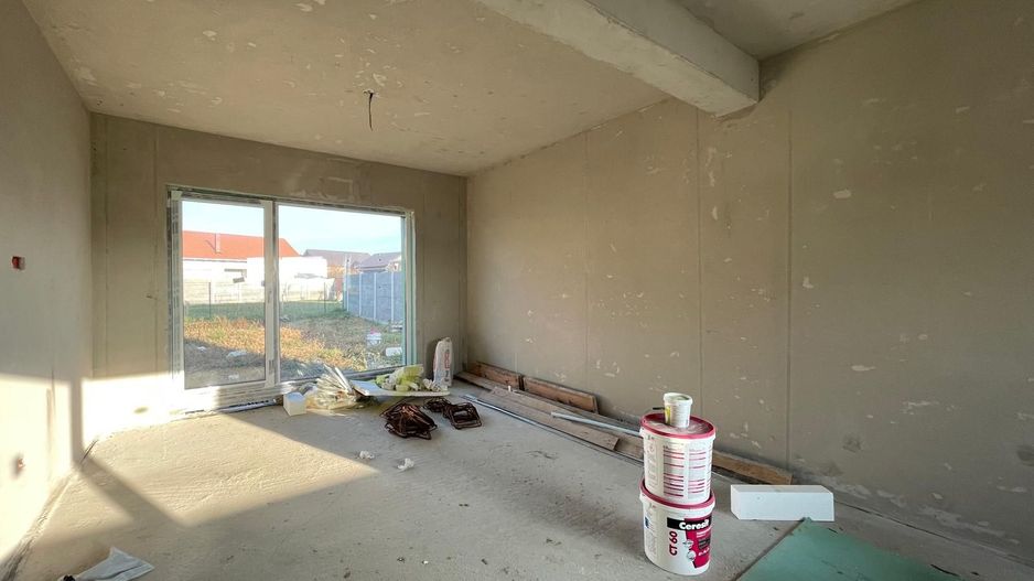 Duplex complet despartit - 3 camere - Mosnita Noua - Poză 1