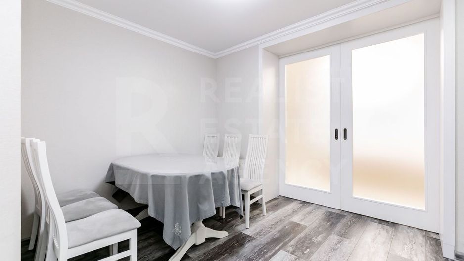 Chirie, apartament, 4 camere, str. Nicolae Titulescu, Botanica - Poză 2
