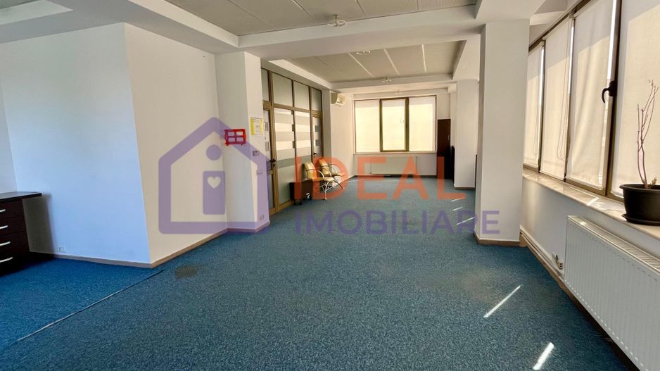 Spatiu de birouri/comercial de închiriat - Poză 2