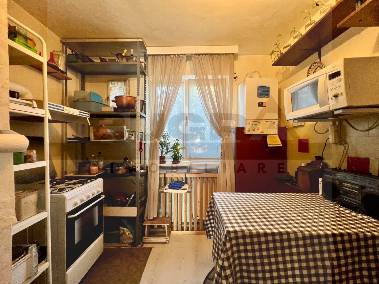 Apartament de 4 camere, 79mp, etaj intermediar, zona "La Terenuri" - Poză 12