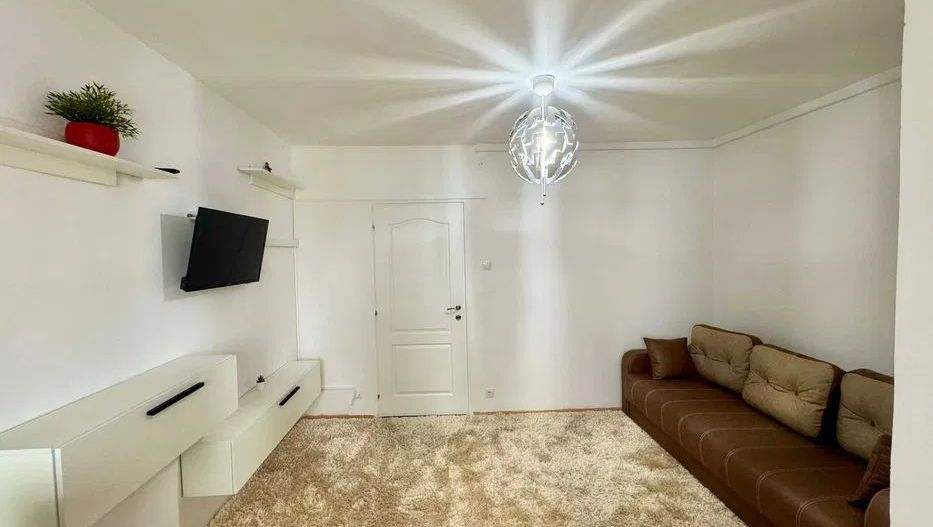 garsoniera de inchiriat in dristor aproape de metrou - Poză 7