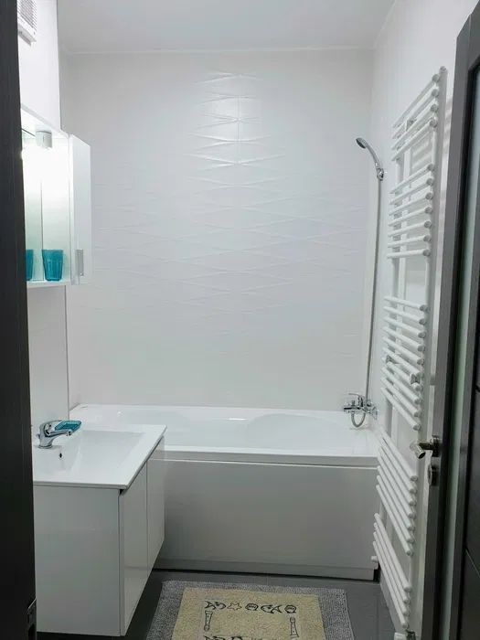 Garsonieră Exigent Plaza, centrală proprie, 7 min de metrou Lujerului - Poză 7