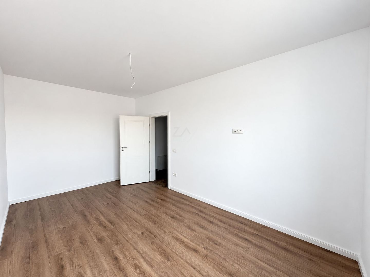 Apartament nou cu 2 camere Decomandat. Clima. Loc de parcare - Poză 7