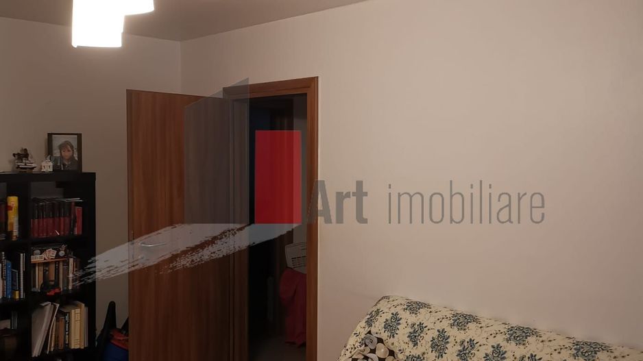 Vânzare apartament 3 camere zona Huedin - Poză 12