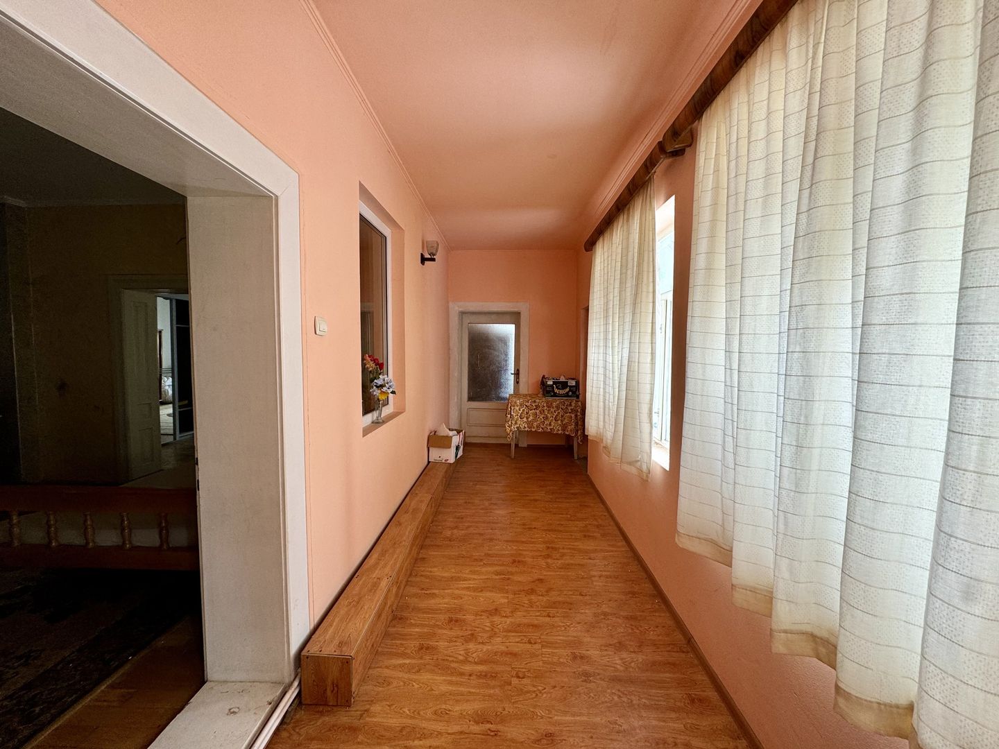 Casă Săsească autentică de vânzare în Râșnov | Teren 720 mp | toate utilitățile - Poză 19