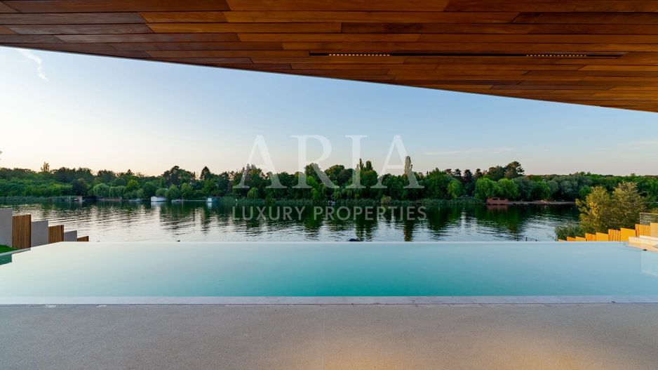VILA FRONTLAKE SNAGOV – acolo unde arhitectura întâlnește libertatea - Poză 22