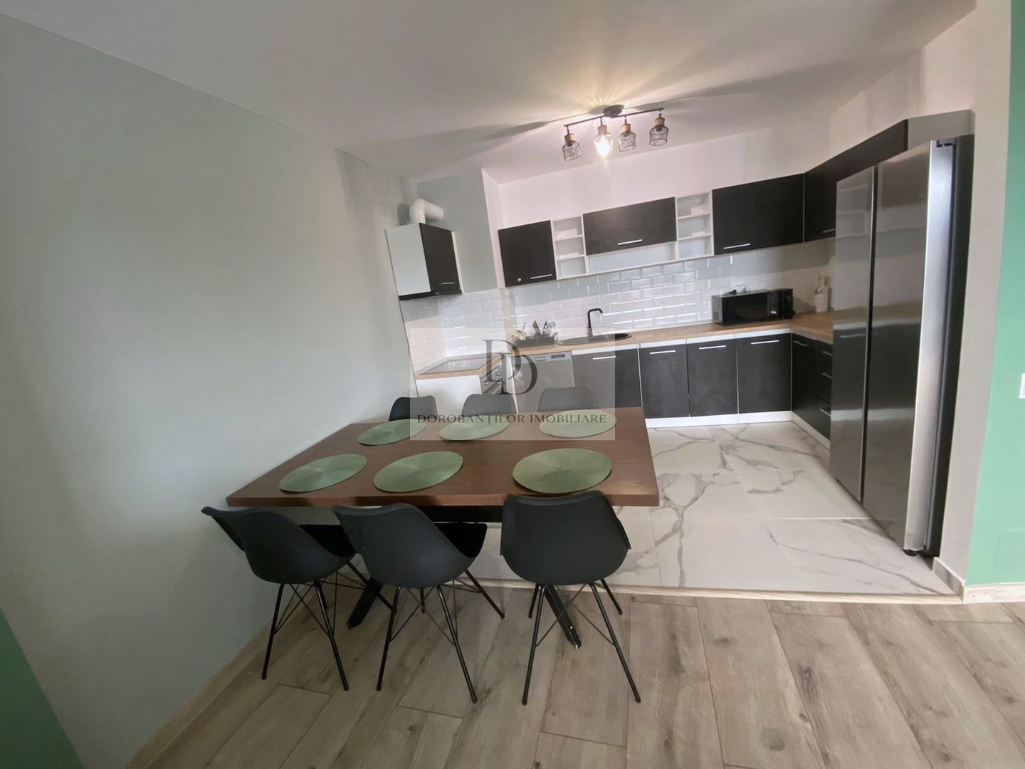 Penthouse cu 3 camere  | 2 parcări subterane incluse | Centru -Decebal - Poză 4