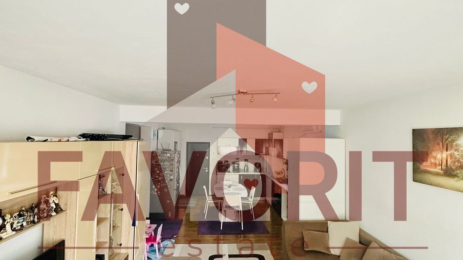 Spatios. Mobilat si utilat. Model cu 2 bai. - Poză 7