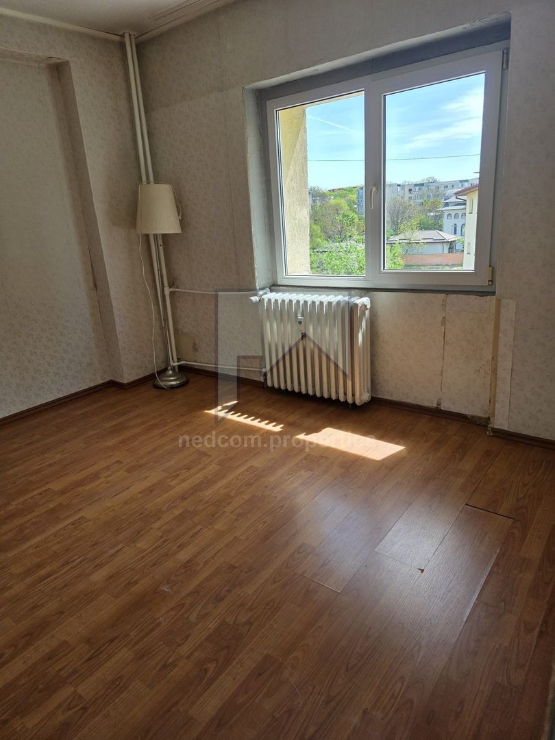 Vanzare apartament 3 camere Salaj - Kaufland - Poză 1