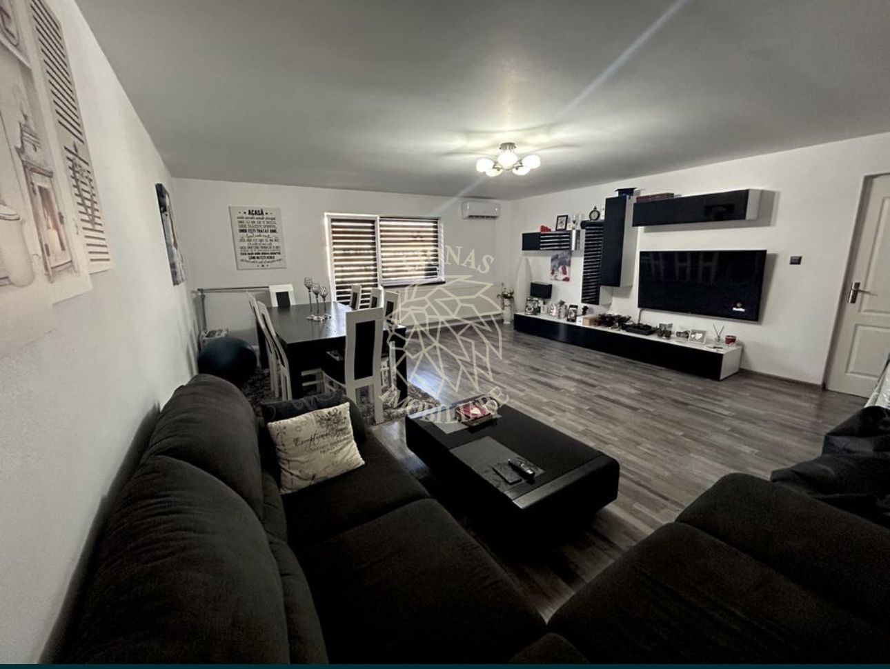 Apartament decomandat 3 camere 95 mp+4 balcoane-dressing-Zona Pompieri - Poză 3