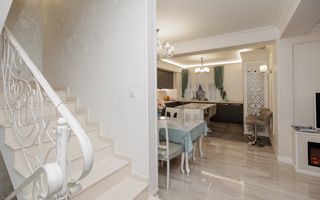 Vânzare,casă, 3 nivele, str. Nicolae Sulac , Codru - Poză 6