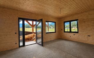 Chalet din busteni cu vedere panoramica spre Muntii Fagaras Tocile - Poză 5