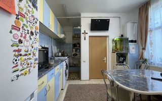 Apartament 3 Camere | 75 mp | Curte & Parcare | Semicentral - Poză 8