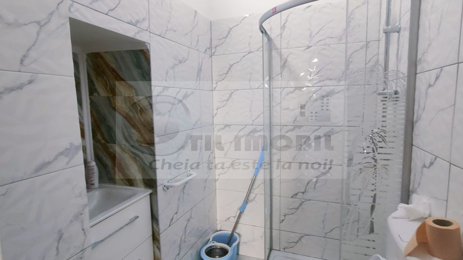 APARTAMENT ULTRACENTRAL , PIATA UNIRII, CUZA VODA 70 MP PLUS CURTE - Poză 36