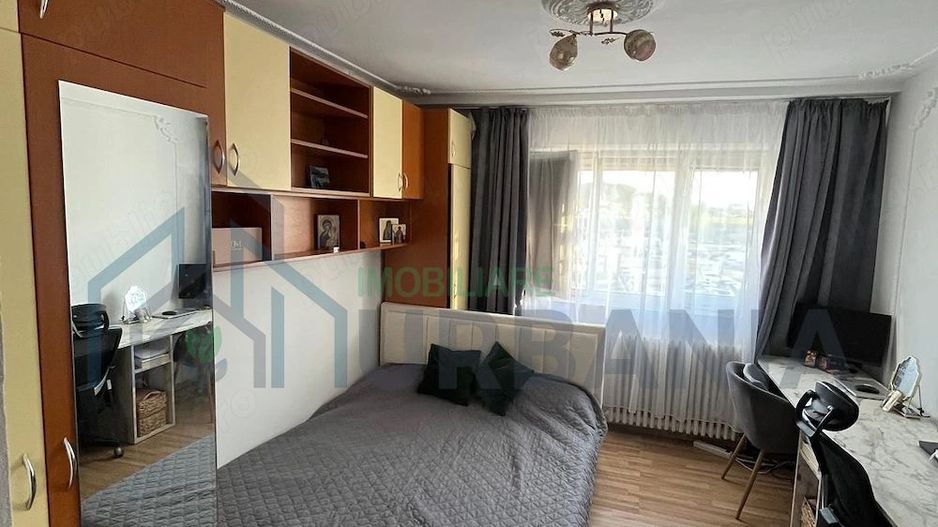 Închiriez garsonieră în zona kaufland nicolina - Poză 1