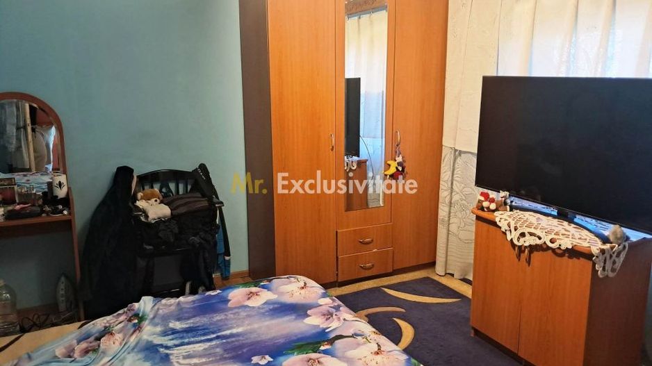 Casă și teren Polovragi - Poză 6