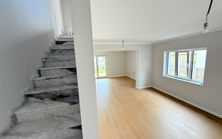 Bucovăț-Duplex 4 Camere-La Cheie - Poză 19