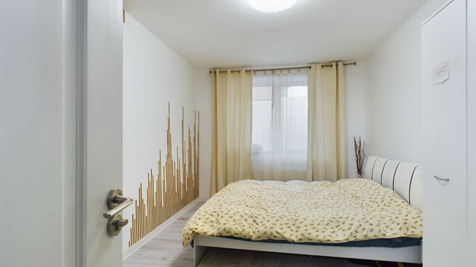 Apartament cu 2 camere , Complexul Studentesc , str. Gloriei - Poză 13