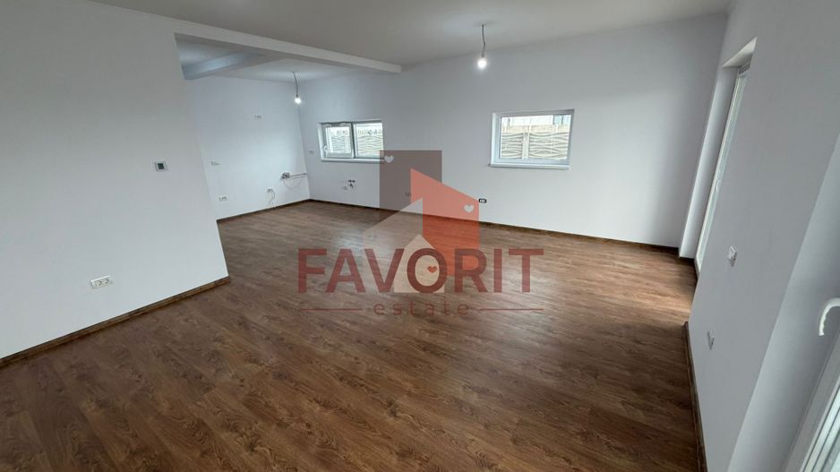 Individuala | Parter + Etaj | Toate utilitatile | Curte generoasa | - Poză 4