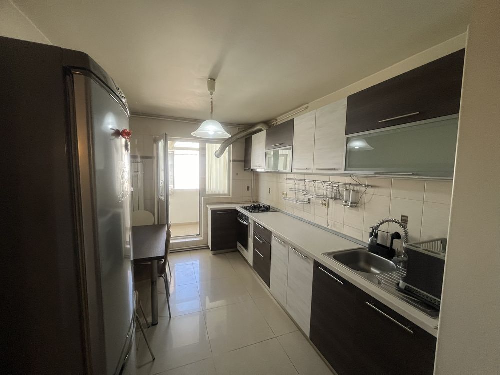 Apartament 4 camere str. Dumbrava Noua - Poză 4