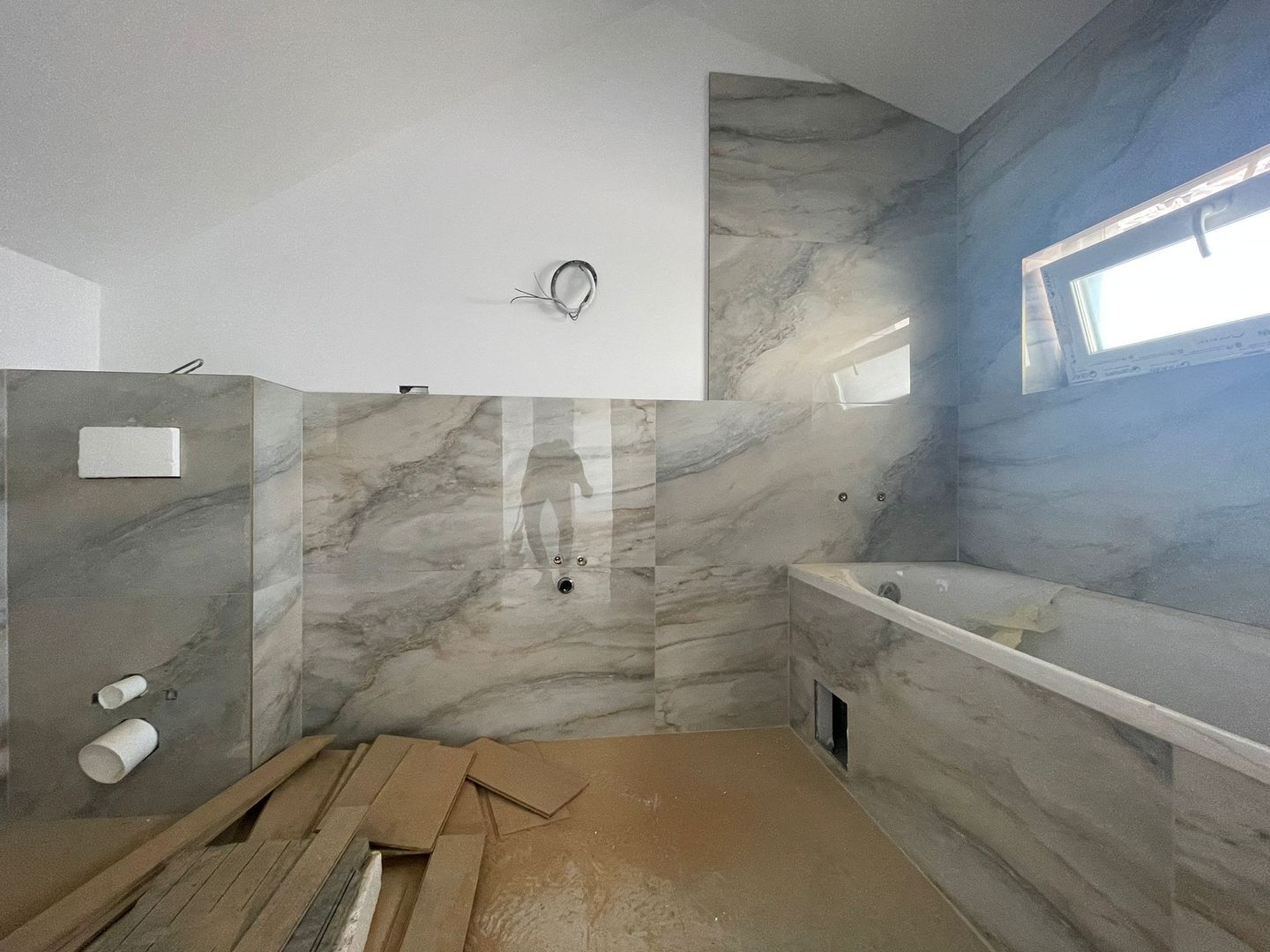 Duplex despartit prin baie | 3 camere | Super Preț | Urseni - Poză 12